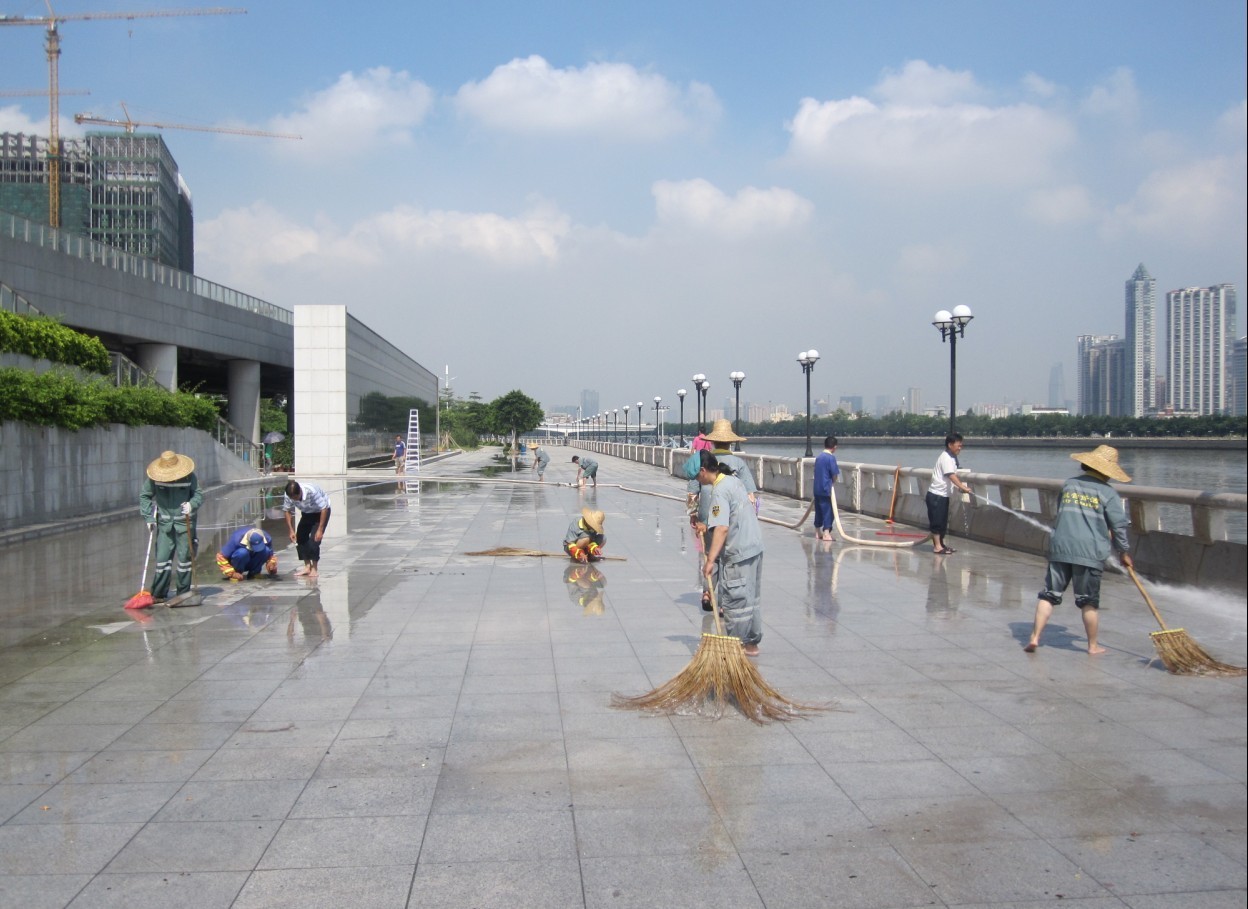 大荆镇道路保洁